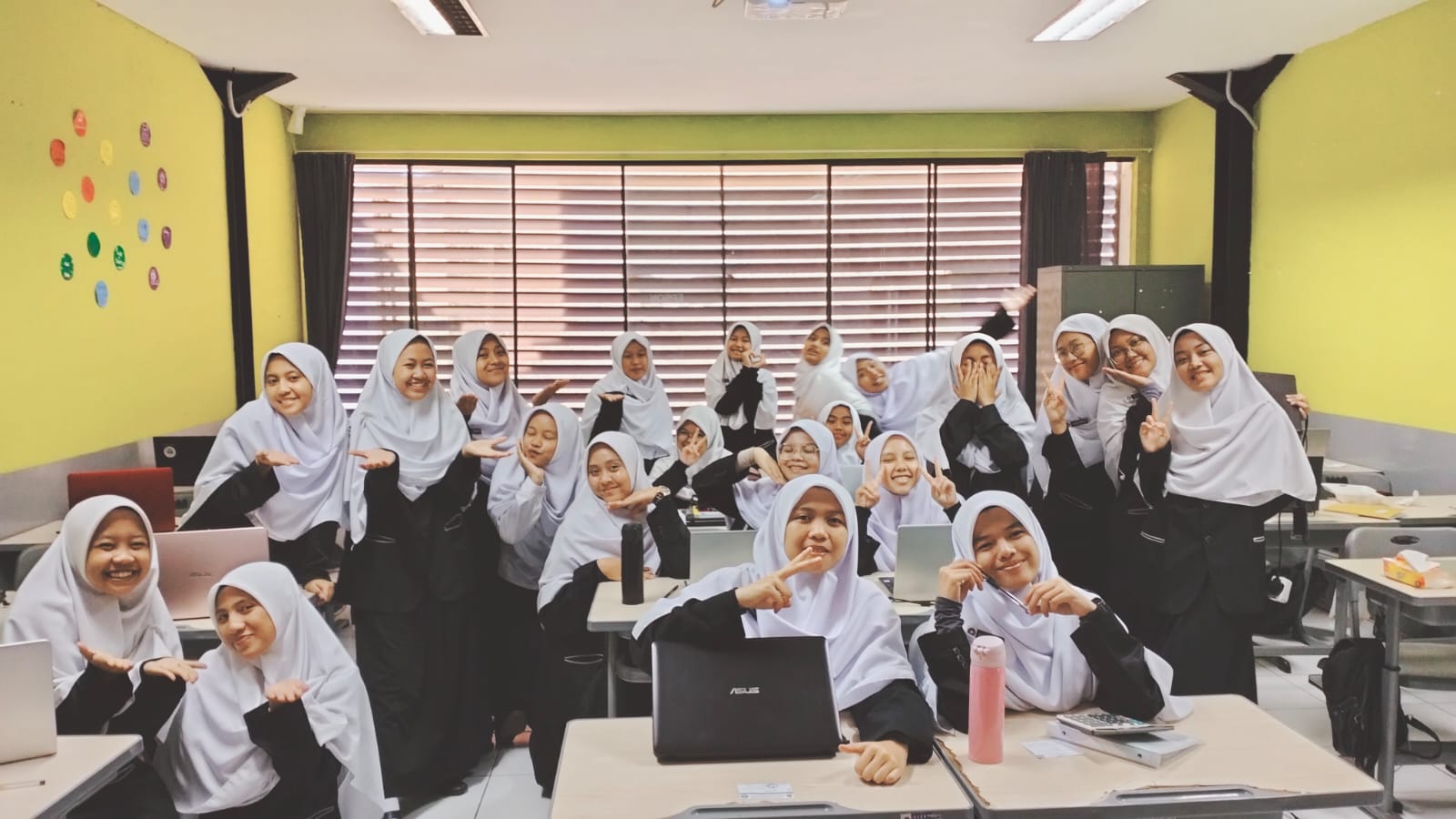 Menarik, SMK DTBS Rutinkan Sesi Walas Guna Tingkatkan Kualitas Belajar