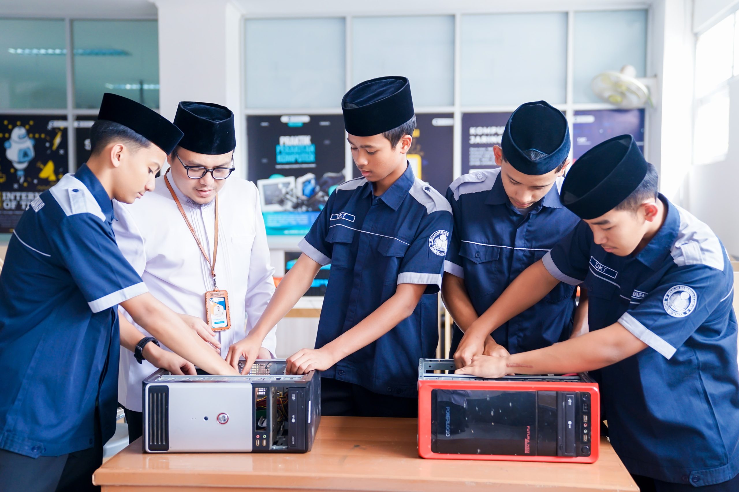 SMK Daarut Tauhiid Boarding School Membuka PPDB/SPMB Tahun Ajaran 2026/2027